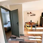 Vintage House Z Widokiem Na Morze Apartamento *